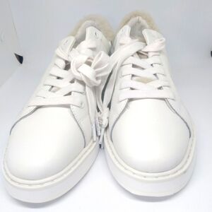 White sneakers with lamb wool